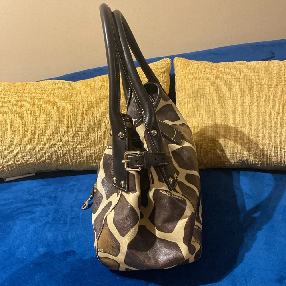 Dooney and Bourke Rare and Retired Vintage Giraffe Print Handbag and Wallet - Picture 2 of 16